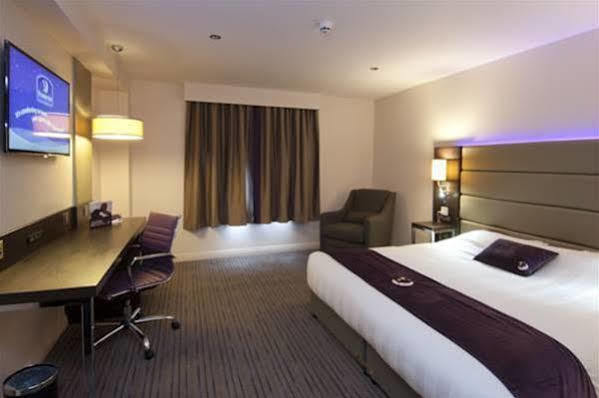 Premier Inn Gosport Dış mekan fotoğraf